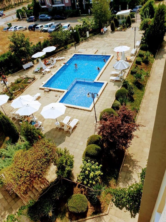 Green Dream 3 Rooms Apartment Butterfly ซันนีบีช ภายนอก รูปภาพ